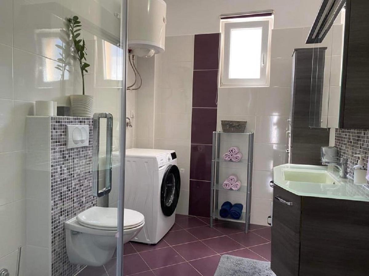 Apartman Zara Biograd Na Moru Buitenkant foto