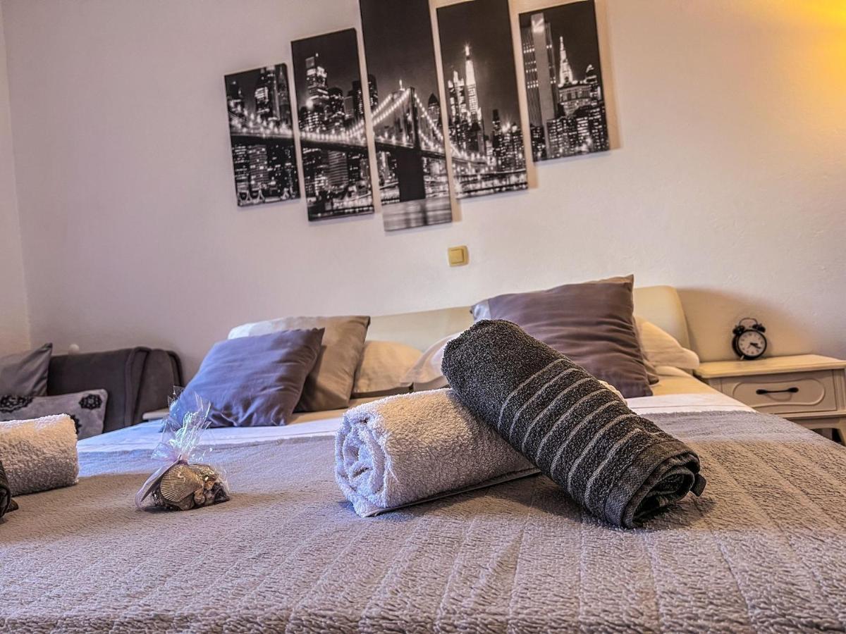 Apartman Zara Biograd Na Moru Buitenkant foto